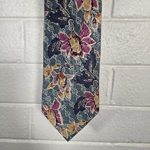 Vtg AKM 100% Silk Tie Mens Floral Batik Italian Handmade USA 4x60 Spring Church